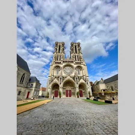 Le Belle Vue St Marcel Apartment *